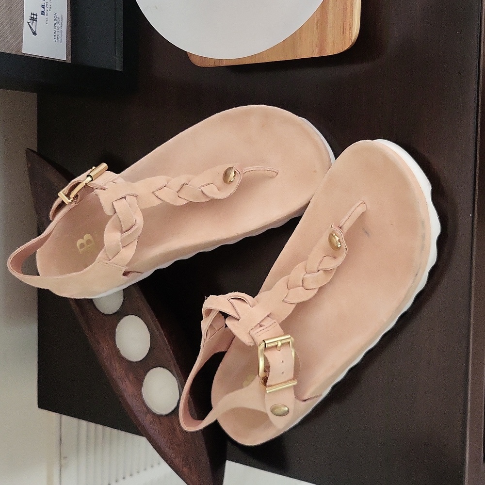 Gianni Bini Leather Soft Pink Braided Sandal Sz. 6.5